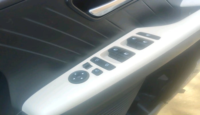 2023 Hyundai Verna SX 1.5 l MPI, Petrol, Manual, 13,090 km, interior