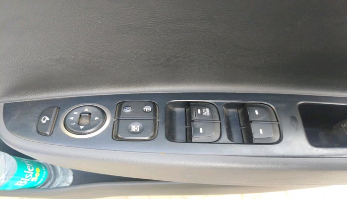 2018 Hyundai Grand i10 SPORTZ 1.2 KAPPA VTVT, Petrol, Manual, 42,526 km, interior