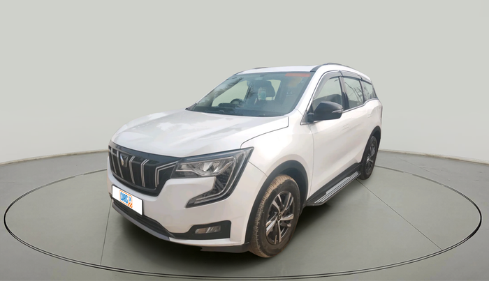 2023 Mahindra XUV700 AX 5 D MT 7 STR, Diesel, Manual, 40,399 km, exterior