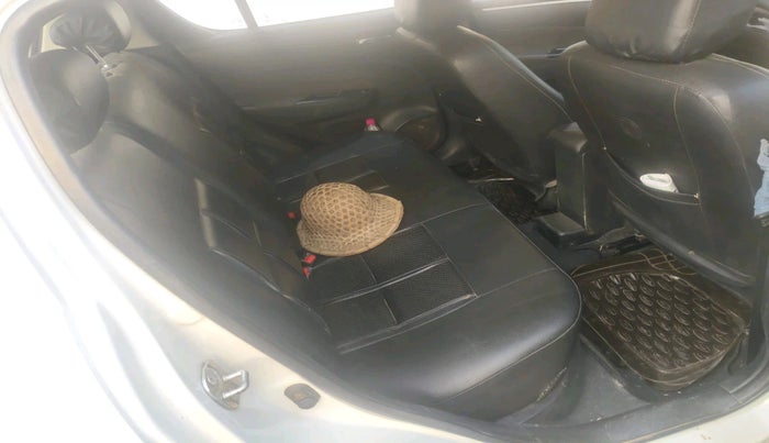 2015 Maruti Swift VDI, Diesel, Manual, 1,27,860 km, interior