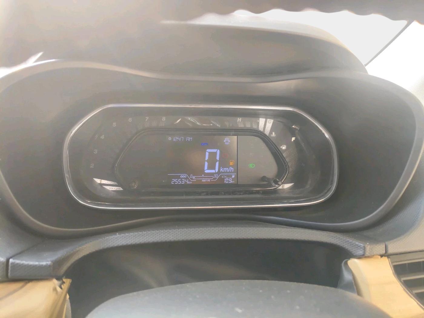 2020 Tata NEXON XE PETROL, Petrol, Manual, 25,600 km, interior
