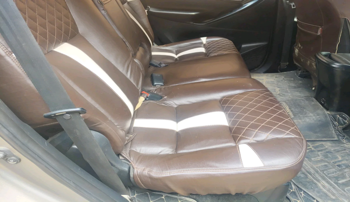 2018 Toyota Innova Crysta 2.4 G 8 STR, Diesel, Manual, 89,989 km, interior