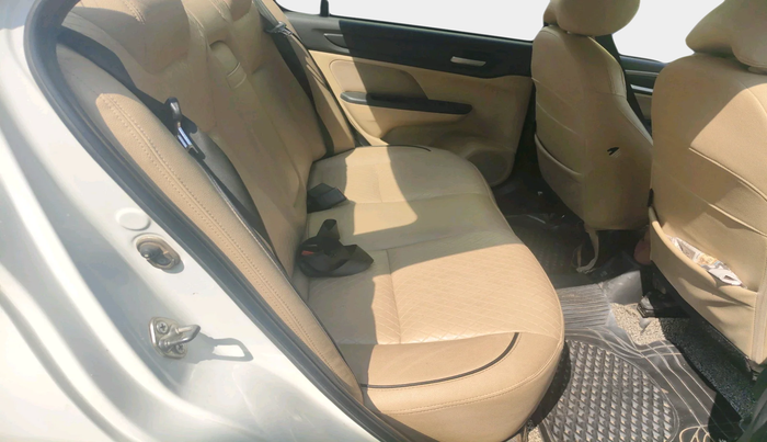 2022 Honda Amaze 1.5L I-DTEC S, Diesel, Manual, 1,41,500 km, interior