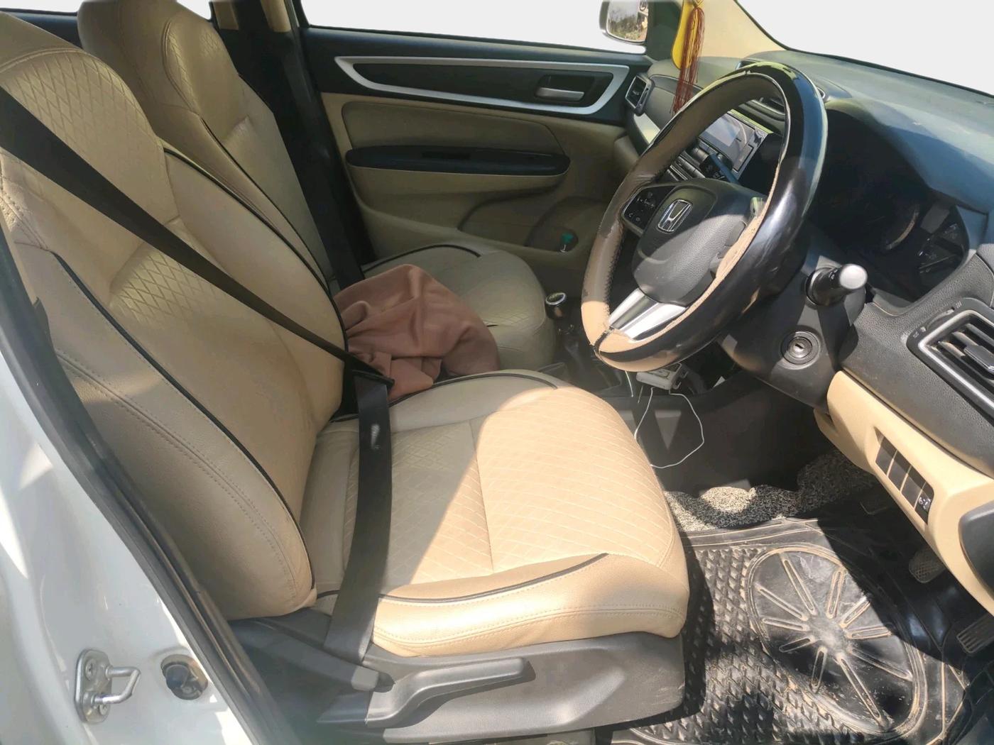 2022 Honda Amaze 1.5L I-DTEC S, Diesel, Manual, 1,41,500 km, interior