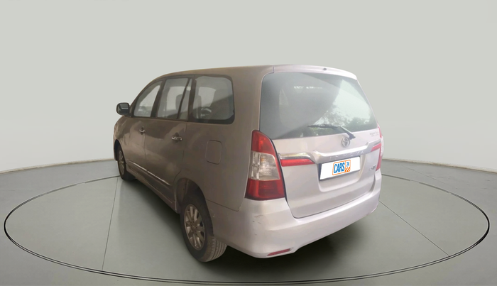 2014 Toyota Innova 2.5 VX 8 STR, Diesel, Manual, 1,43,057 km, exterior