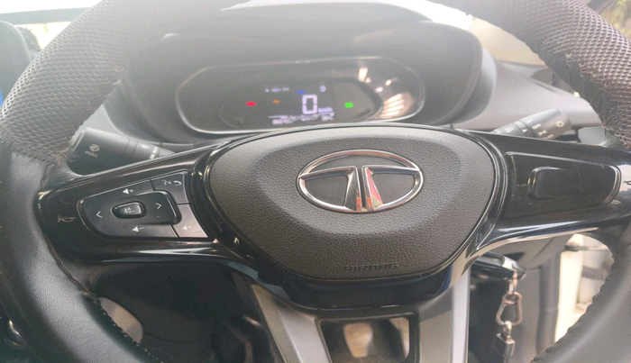 2022 Tata NEXON XM PLUS SUNROOF DIESEL, Diesel, Manual, 86,640 km, interior