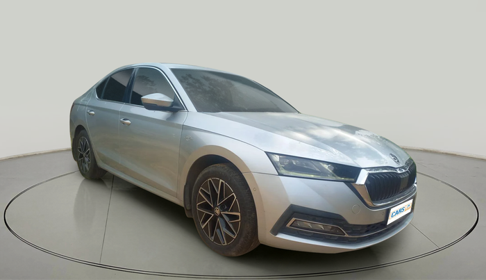 2021 Skoda Octavia L&K 2.0 AT, Petrol, Automatic, 27,725 km, exterior
