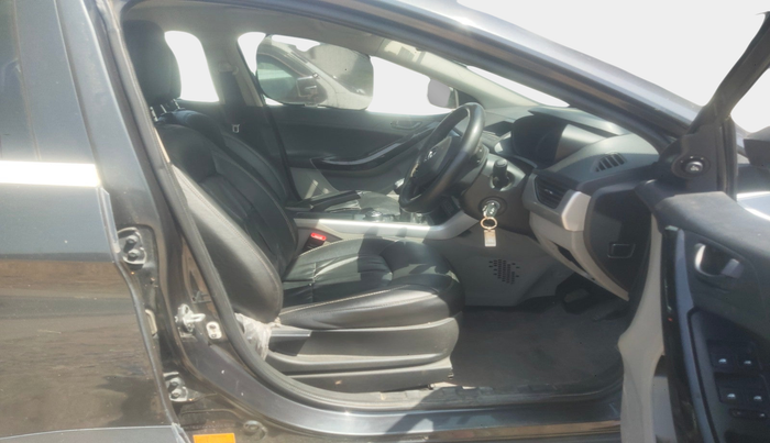 2017 Tata NEXON XM PETROL, Petrol, Manual, 1,17,589 km, interior