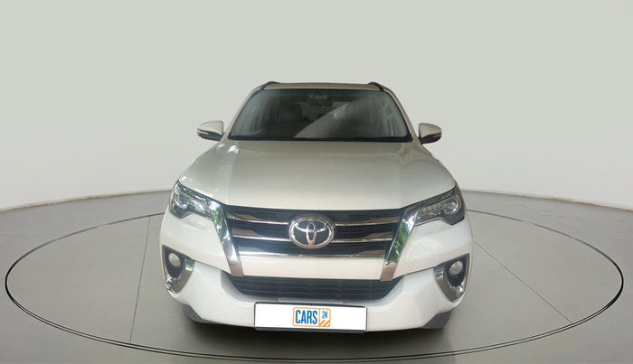 2017 Toyota Fortuner 2.8 4X2 AT, Diesel, Automatic, 99,540 km, exterior