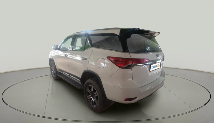 2017 Toyota Fortuner 2.8 4X2 AT, Diesel, Automatic, 99,540 km, exterior