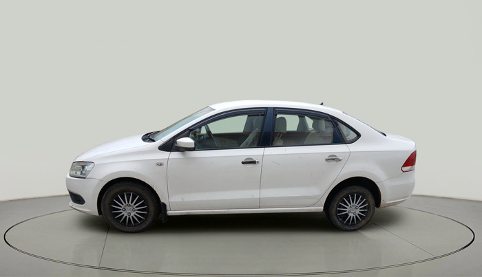 2011 Volkswagen Vento TRENDLINE 1.6, Petrol, Manual, 70,659 km, exterior