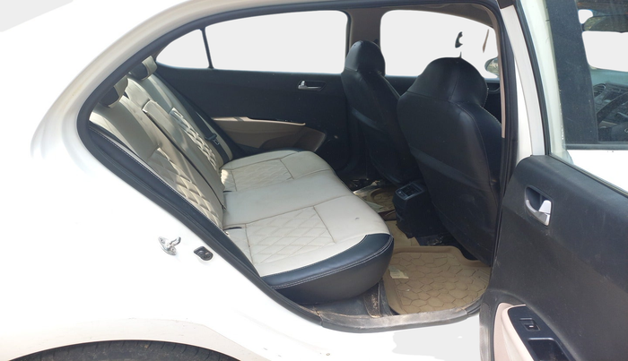 2016 Hyundai Xcent S 1.2, Petrol, Manual, 1,42,058 km, interior