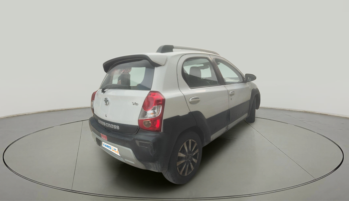 2014 Toyota Etios CROSS 1.4 VD, Diesel, Manual, 1,22,894 km, exterior