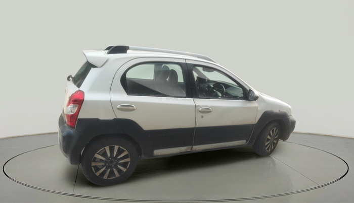 2014 Toyota Etios CROSS 1.4 VD, Diesel, Manual, 1,22,894 km, exterior