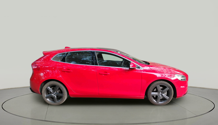 2016 Volvo V40 Cross Country D3, Diesel, Automatic, 86,528 km, exterior