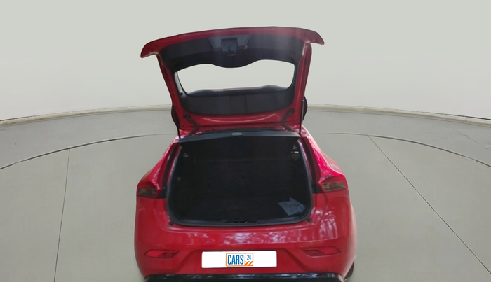 2016 Volvo V40 Cross Country D3, Diesel, Automatic, 86,528 km, exterior