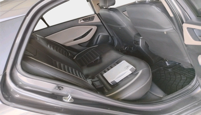 2015 Hyundai Elite i20 SPORTZ 1.2, Petrol, Manual, 1,14,652 km, interior