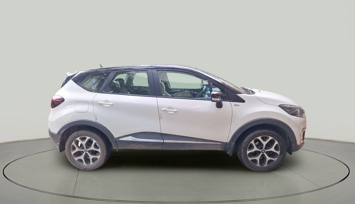 2017 Renault Captur RXT DIESEL DUAL TONE, Diesel, Manual, 47,500 km, exterior