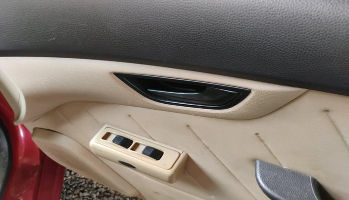 2013 Hyundai Eon D-LITE+, Petrol, Manual, 1,05,454 km, interior