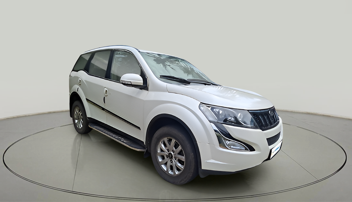 2015 Mahindra XUV500 W8, Diesel, Manual, 73,147 km, exterior