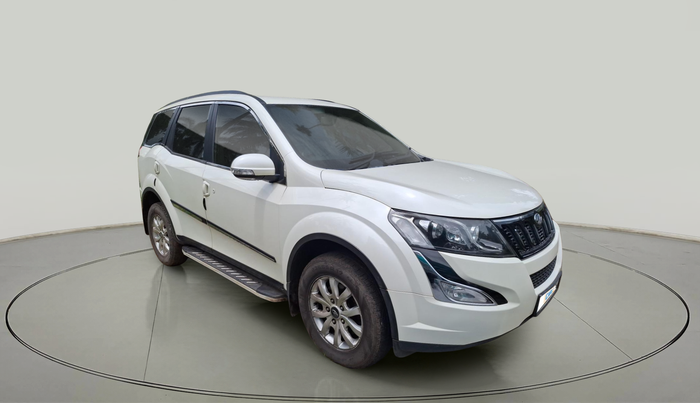 2015 Mahindra XUV500 W8, Diesel, Manual, 73,147 km, exterior