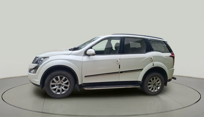 2015 Mahindra XUV500 W8, Diesel, Manual, 73,147 km, exterior