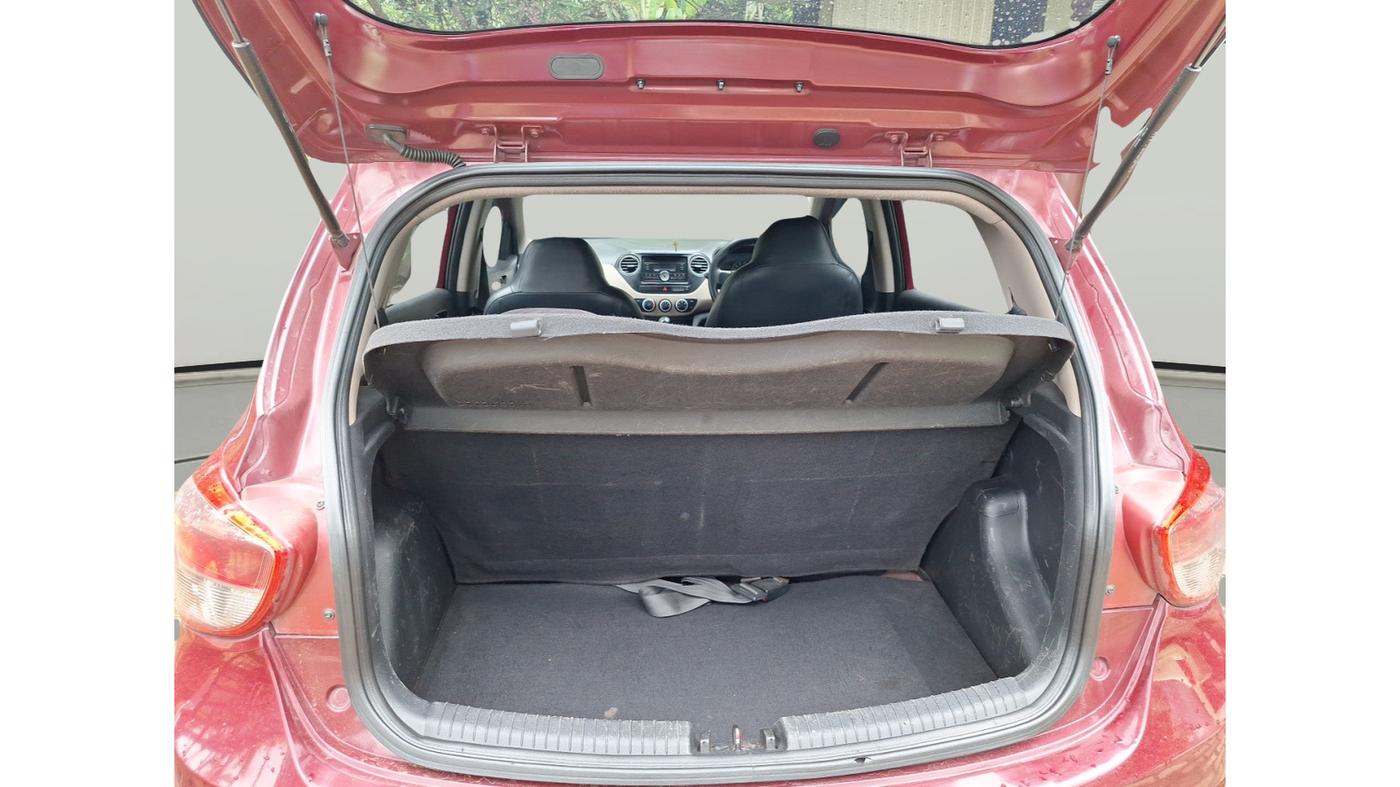 2015 Hyundai Grand i10 MAGNA 1.1 CRDI, Diesel, Manual, 80,772 km, exterior