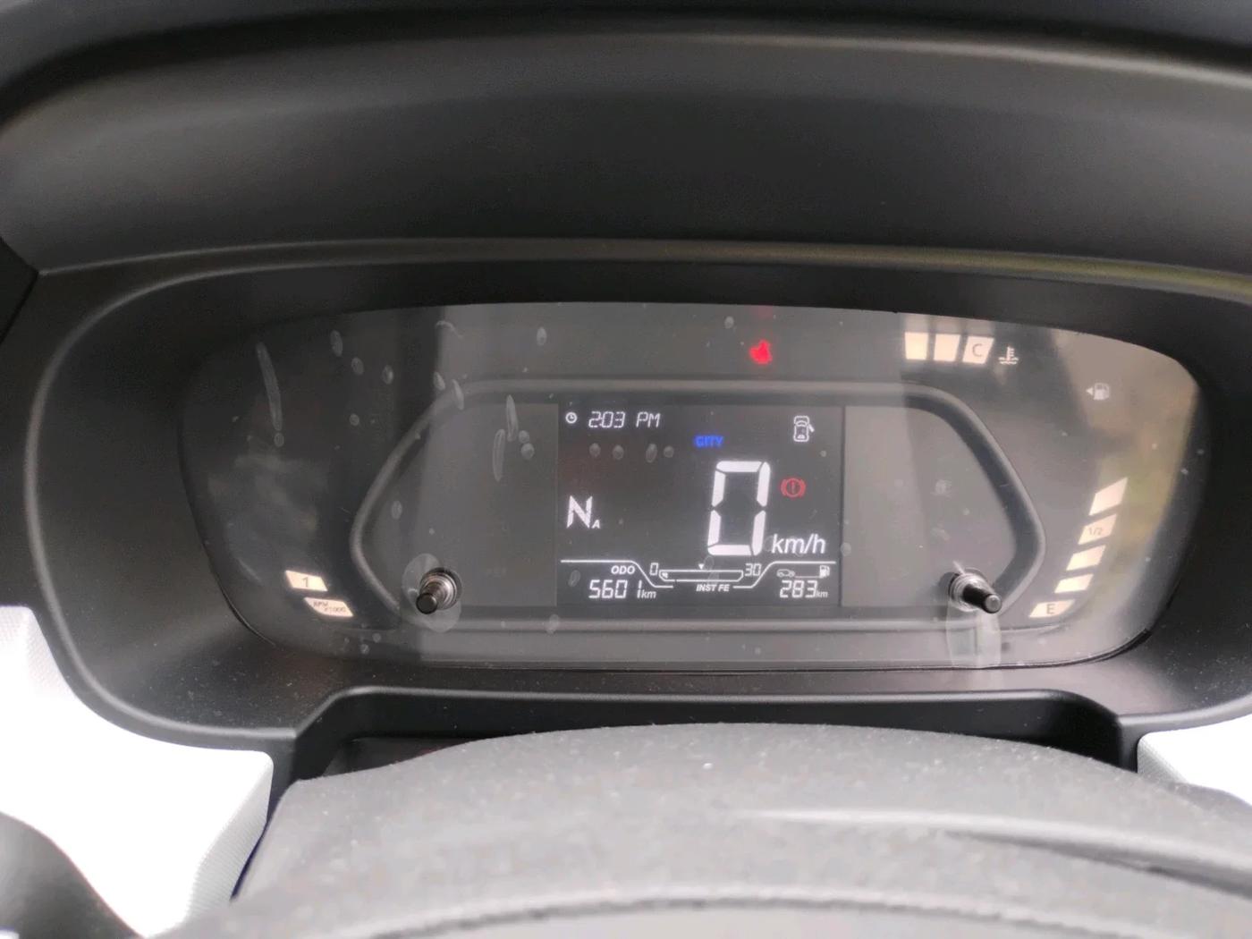 2024 Tata PUNCH ACCOMPLISHED AMT, Petrol, Automatic, 5,601 km, interior