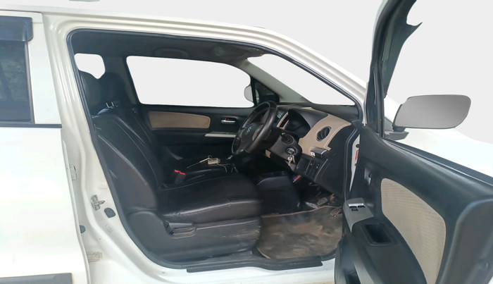 2017 Maruti Wagon R 1.0 LXI, Petrol, Manual, 71,352 km, interior