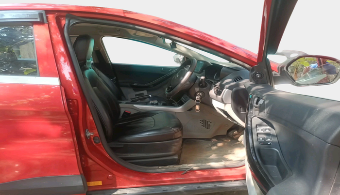 2018 Tata NEXON XM DIESEL, Diesel, Manual, 89,192 km, interior