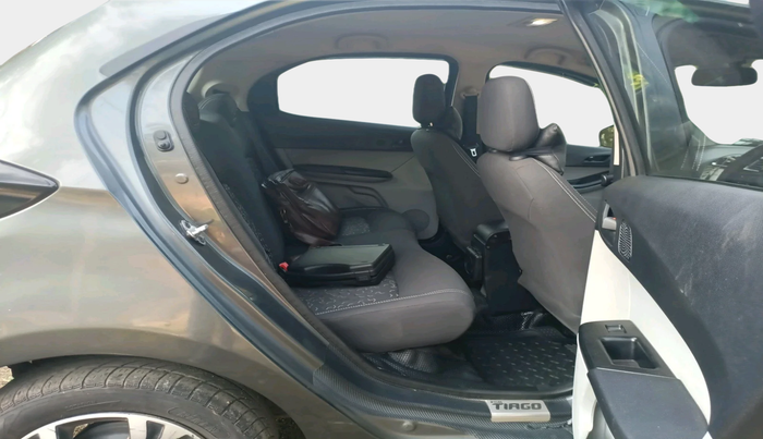 2022 Tata Tiago XZ PETROL, Petrol, Manual, 41,363 km, interior