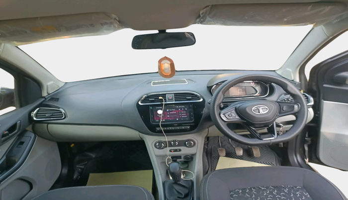 2022 Tata Tiago XZ PETROL, Petrol, Manual, 41,363 km, interior