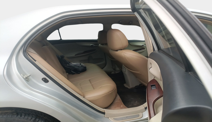 2011 Toyota Corolla Altis G DIESEL, Diesel, Manual, 1,35,594 km, interior