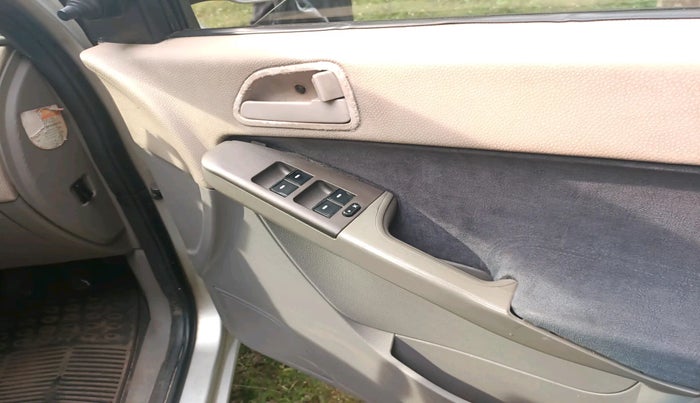 2010 Tata Indica Vista AURA QUADRAJET, Diesel, Manual, 1,58,526 km, interior
