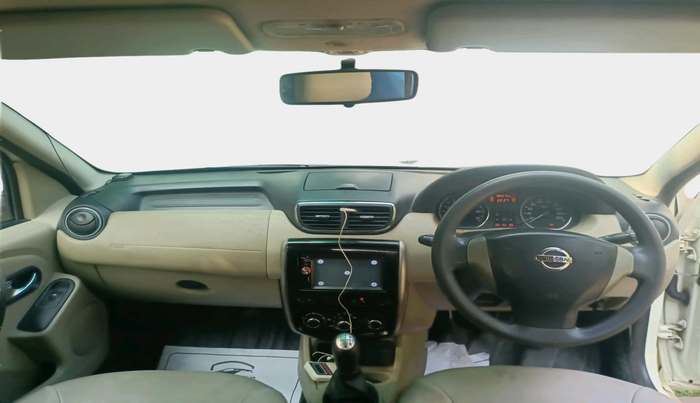 2014 Nissan Terrano XL O (D), Diesel, Manual, 1,88,574 km, interior