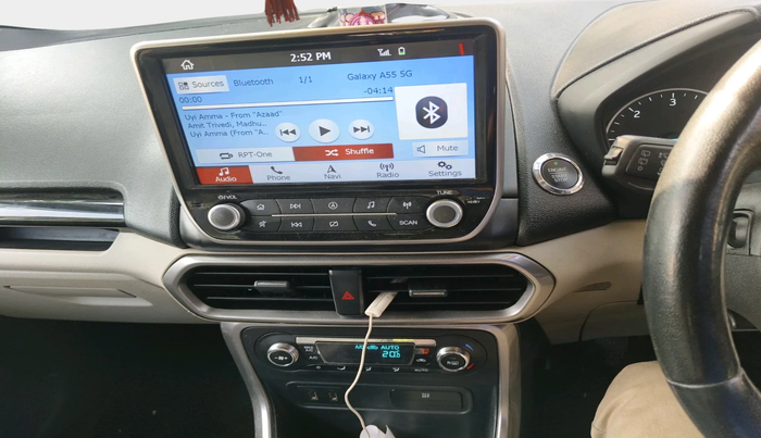 2019 Ford Ecosport TITANIUM + 1.5L DIESEL, Diesel, Manual, 1,29,297 km, interior