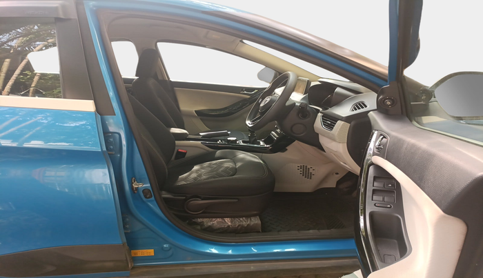 2021 Tata NEXON XZ PLUS PETROL, Petrol, Manual, 28,712 km, interior