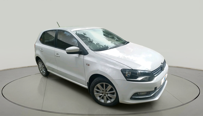 2014 Volkswagen Polo HIGHLINE1.5L, Diesel, Manual, 1,24,930 km, exterior