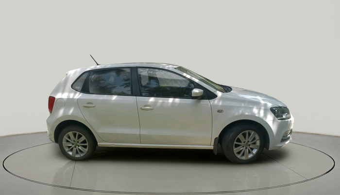 2014 Volkswagen Polo HIGHLINE1.5L, Diesel, Manual, 1,24,930 km, exterior