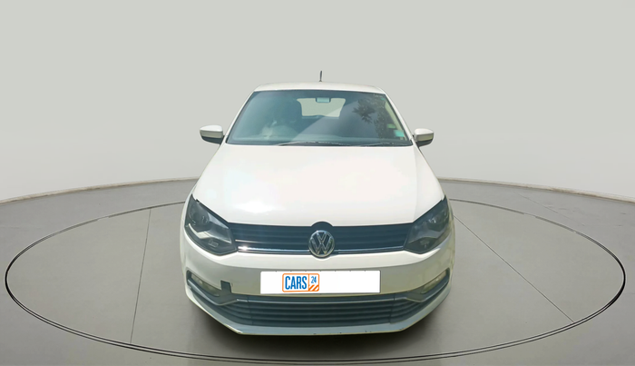 2014 Volkswagen Polo HIGHLINE1.5L, Diesel, Manual, 1,24,930 km, exterior