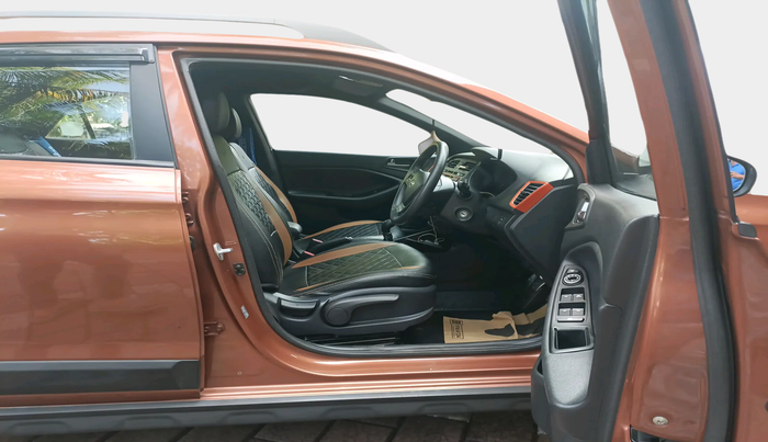 2015 Hyundai i20 Active 1.2 S, Petrol, Manual, 40,393 km, interior