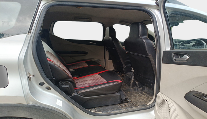 2019 Renault TRIBER RXZ, Petrol, Manual, 24,249 km, interior