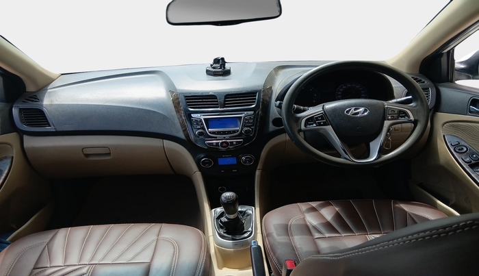2011 Hyundai Verna FLUIDIC 1.6 CRDI SX, Diesel, Manual, 2,20,470 km, interior