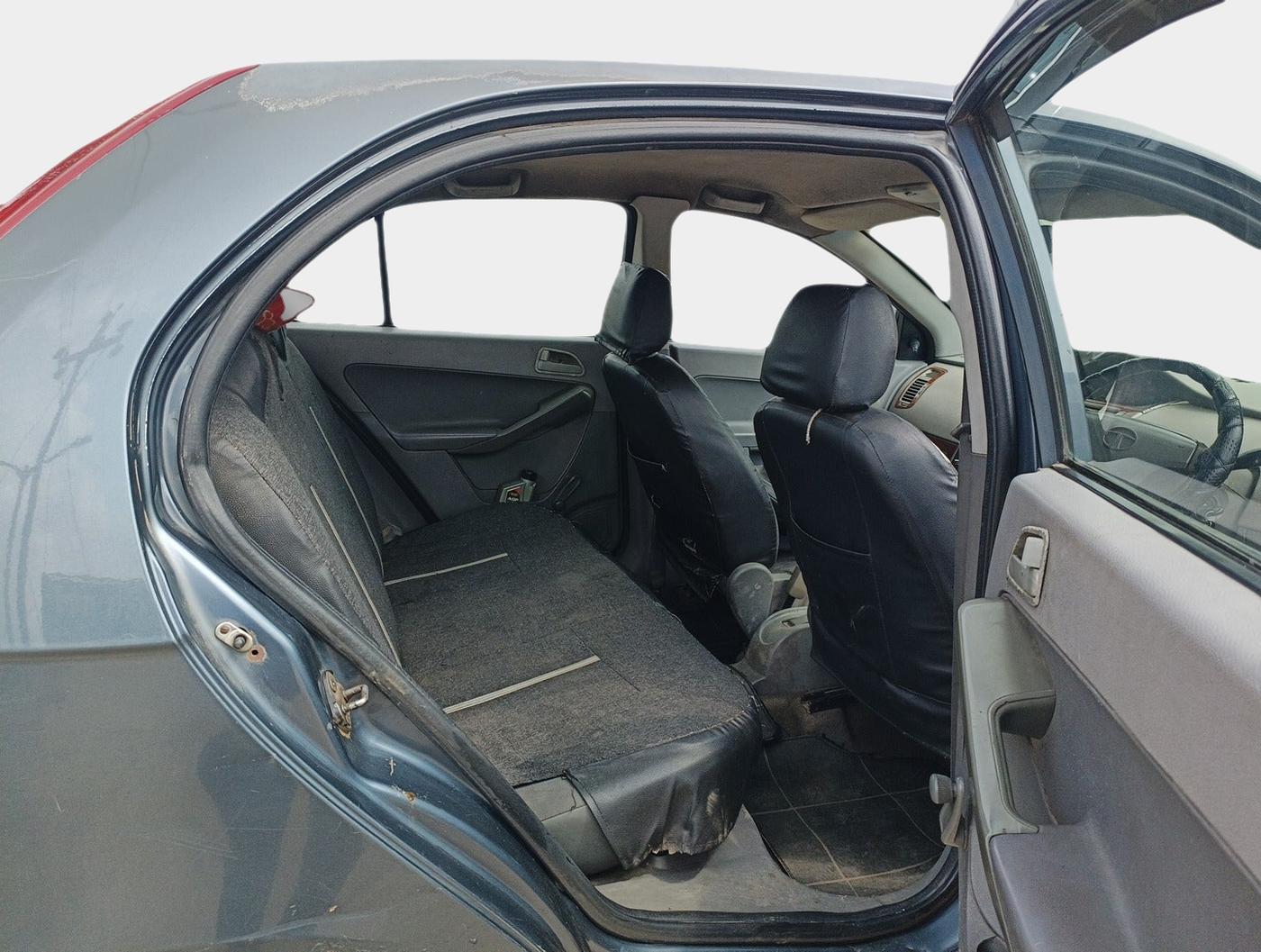2010 Tata Indica Vista TERRA QUADRAJET, Diesel, Manual, 3,15,341 km, interior