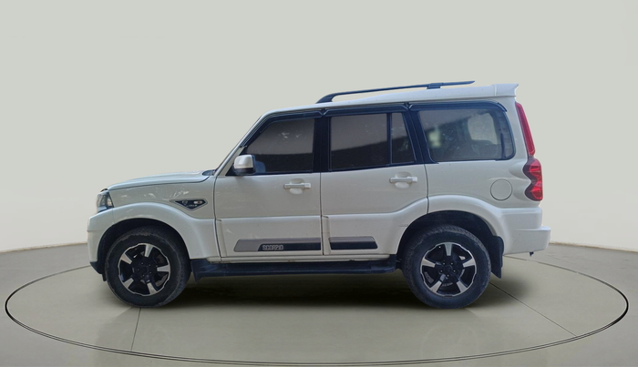 2022 Mahindra SCORPIO CLASSIC S11 7STR, Diesel, Manual, 82,607 km, exterior