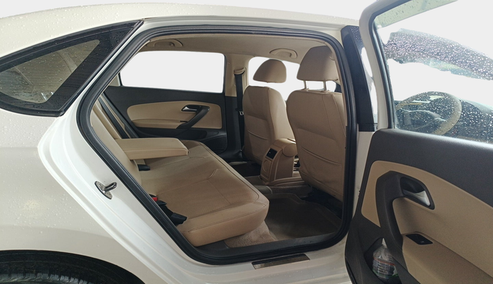 2015 Volkswagen Vento HIGHLINE DIESEL 1.5, Diesel, Manual, 1,56,668 km, interior