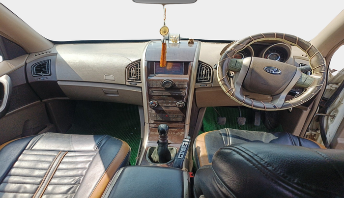 2012 Mahindra XUV500 W8, Diesel, Manual, 1,54,991 km, interior