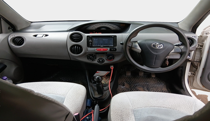 2011 Toyota Etios G, Petrol, Manual, 1,33,107 km, interior