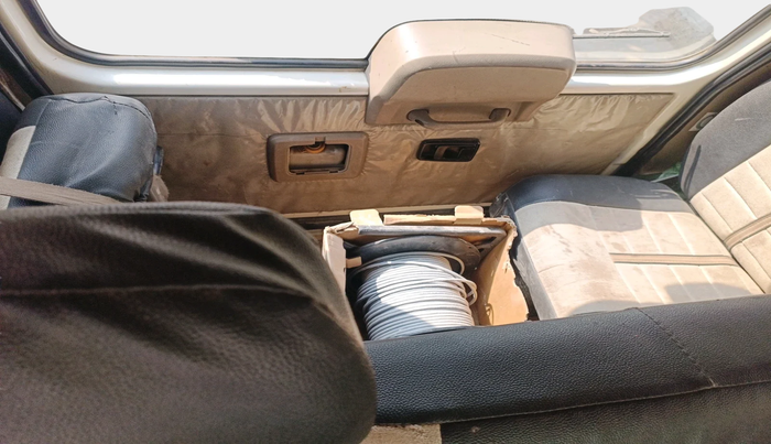 2020 Mahindra Bolero B6 (O), Diesel, Manual, 1,21,863 km, interior