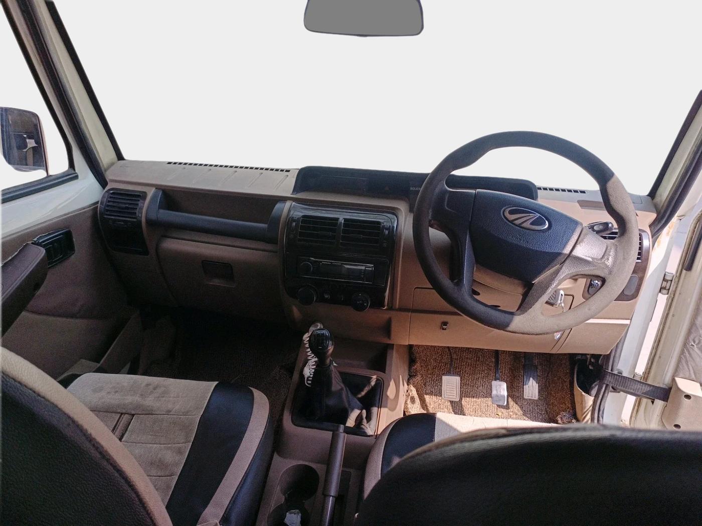 2020 Mahindra Bolero B6 (O), Diesel, Manual, 1,21,863 km, interior